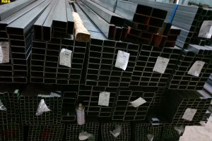 Báo giá thép hộp dày 40×80, hàng chính hãng tại Tôn thép Sáng Chinh